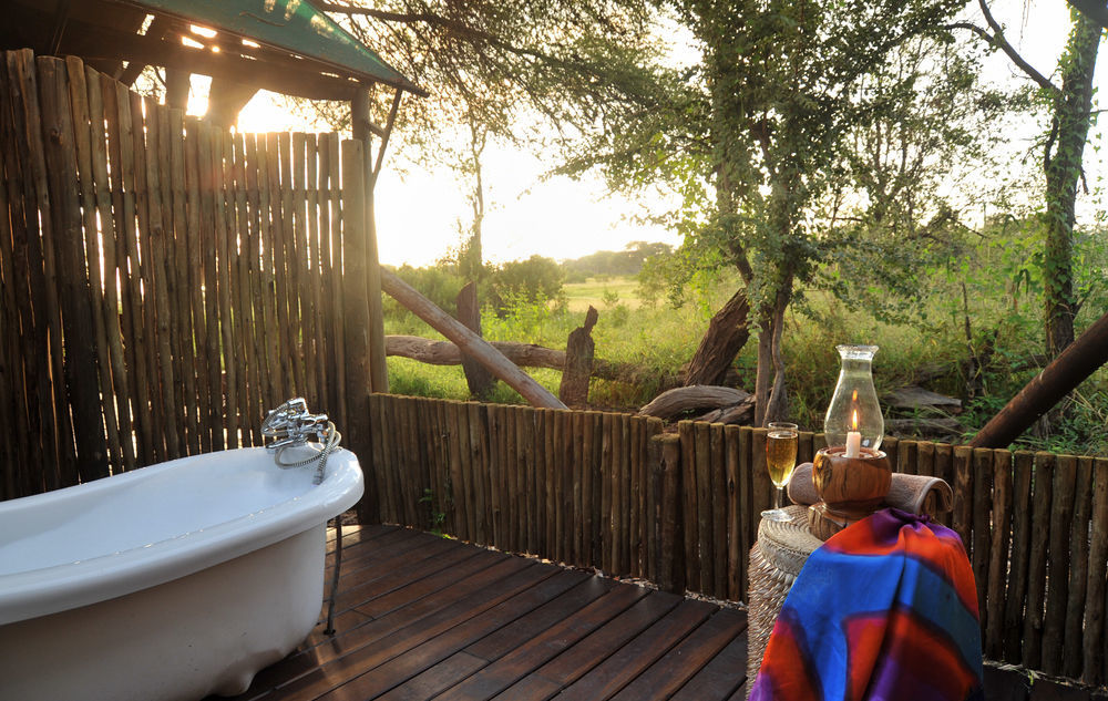 ホテルThe Hide Safari Camp Dete エクステリア 写真